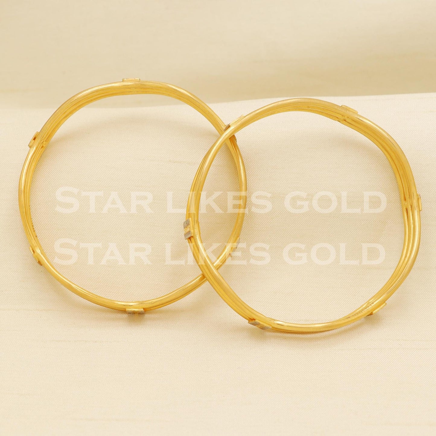 22K 22 Karat Gold Triple Line Modern Design Set of 2 Bangle, PR1493