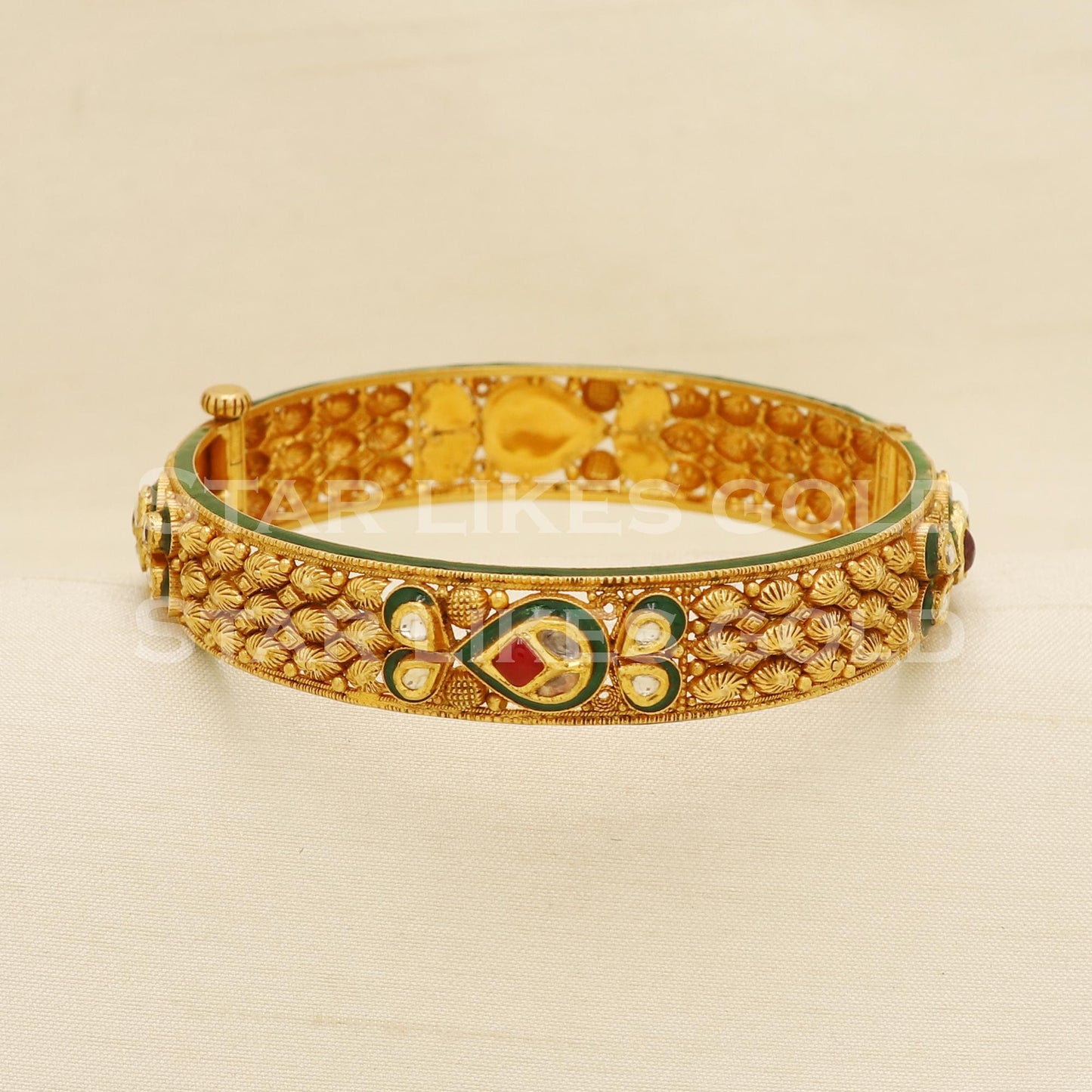 Hallmark 22K Gold Antique Kada | 22 Carat Karat Green Meena Jadau Bangle, PR1607