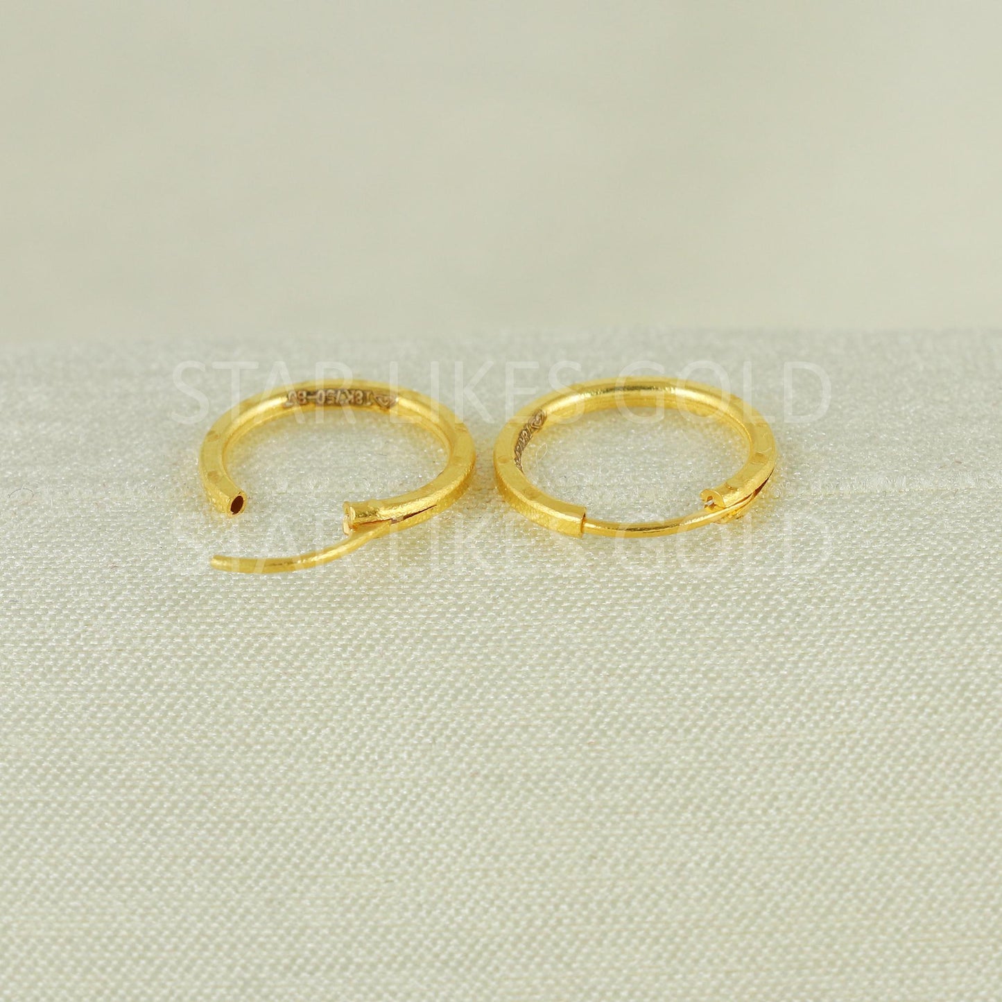 18K Hallmark Gold Circular Bali with Fine Textured Finish | Daily Use, B1668