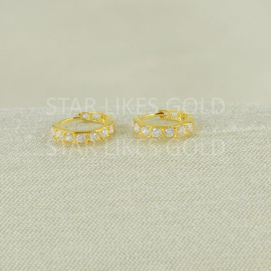 Modern 18k Gold Daily Wear Small Hoops, B1680