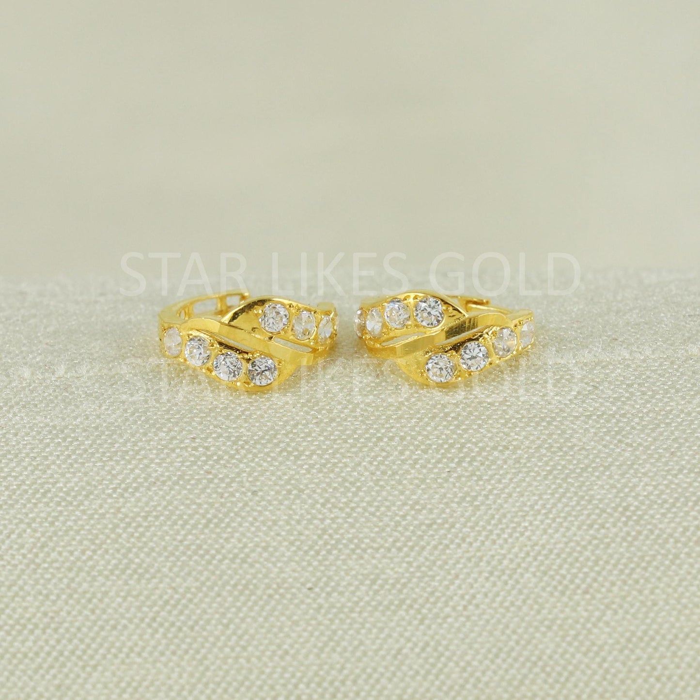 Classy 18k Gold Minimalist Stone Hoops by starlikesgold, B1683