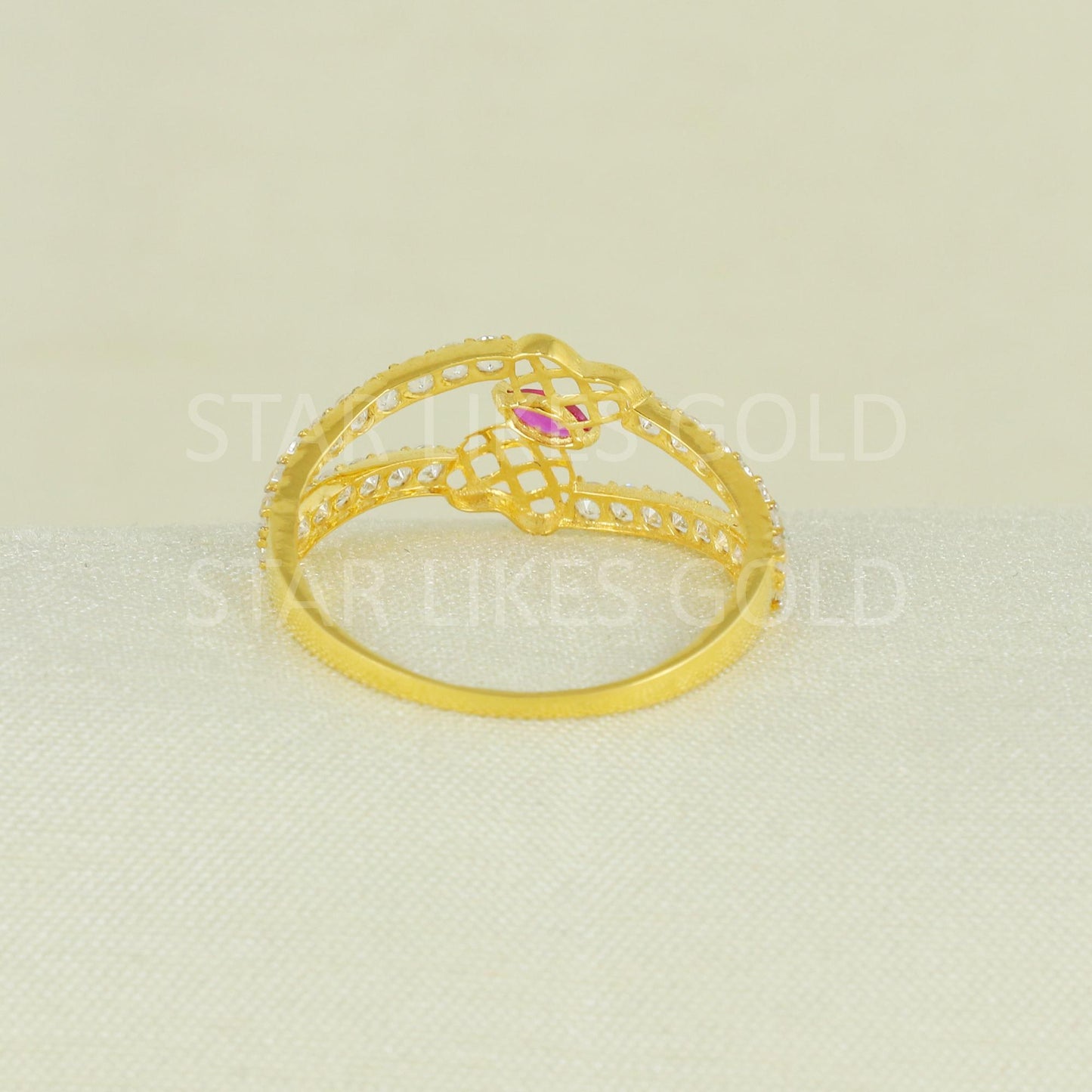Sparkles Pink and White Zircons Gold Ring, 18k Solid Gold Ring Indian Jewelry, B1627