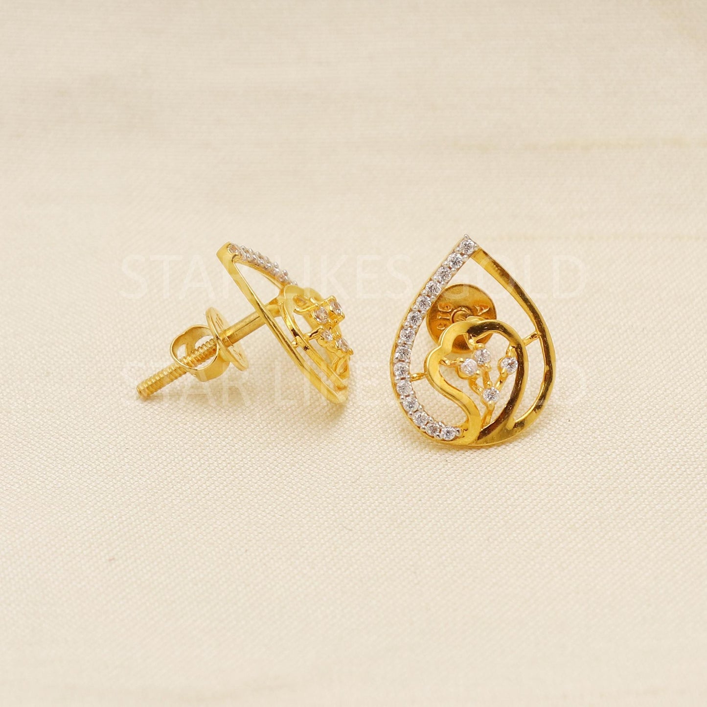 White Zircons 22k 22 karat gold earrings with gold screw back jewelry, PR1622