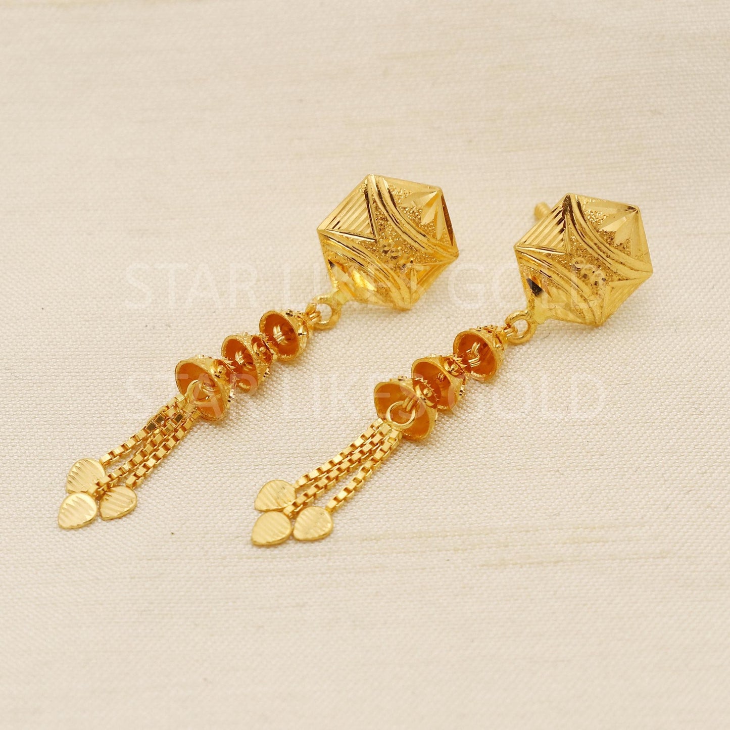 Elegant 22k Gold Textured Geometric Drop Earrings - Hallmark Certified, PR1692