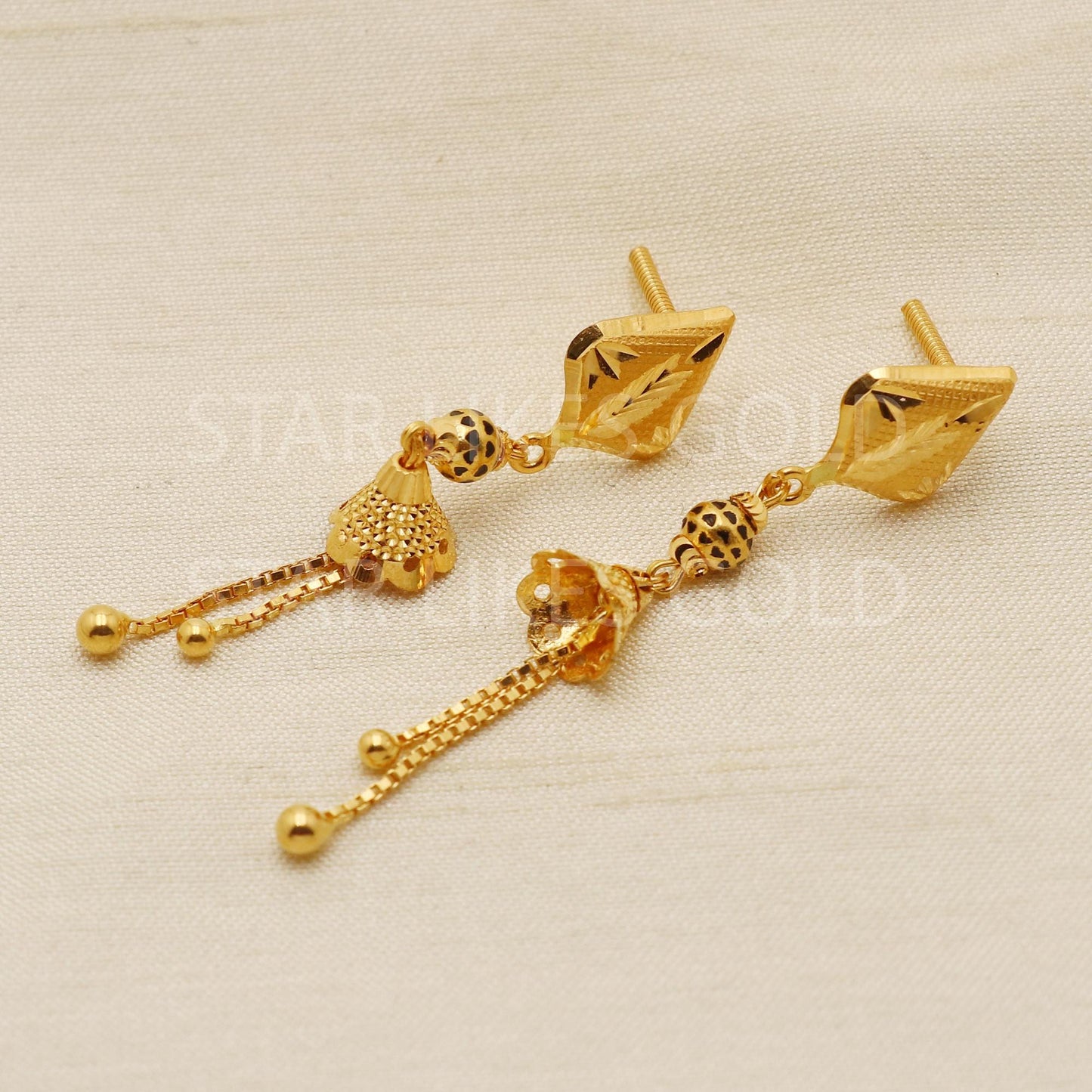 Elegant 22k Gold Diamond-Cut Leaf Drop Earrings with Sleek Gold Chain Tassels, PR1701
