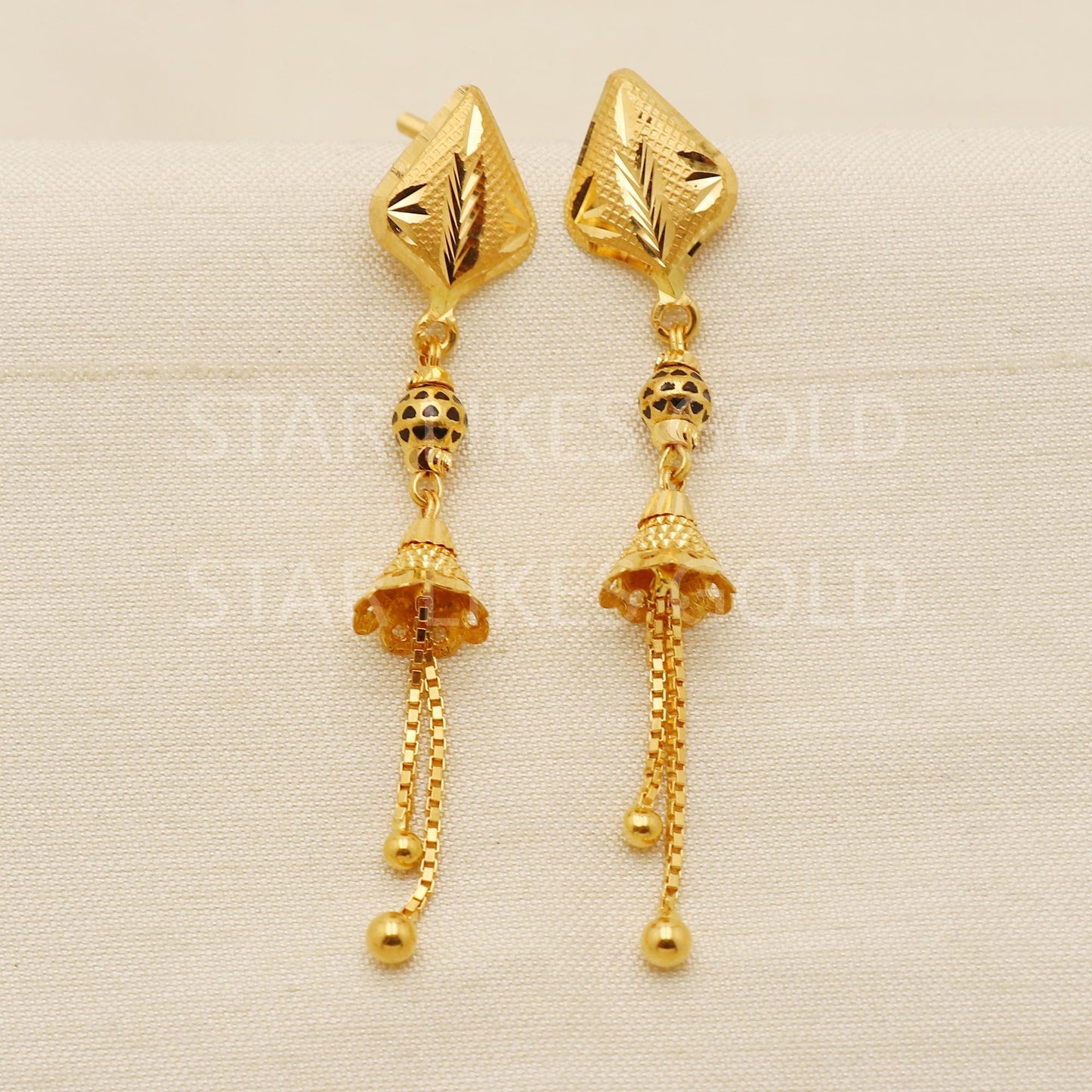 Elegant 22k Gold Diamond-Cut Leaf Drop Earrings with Sleek Gold Chain Tassels, PR1701