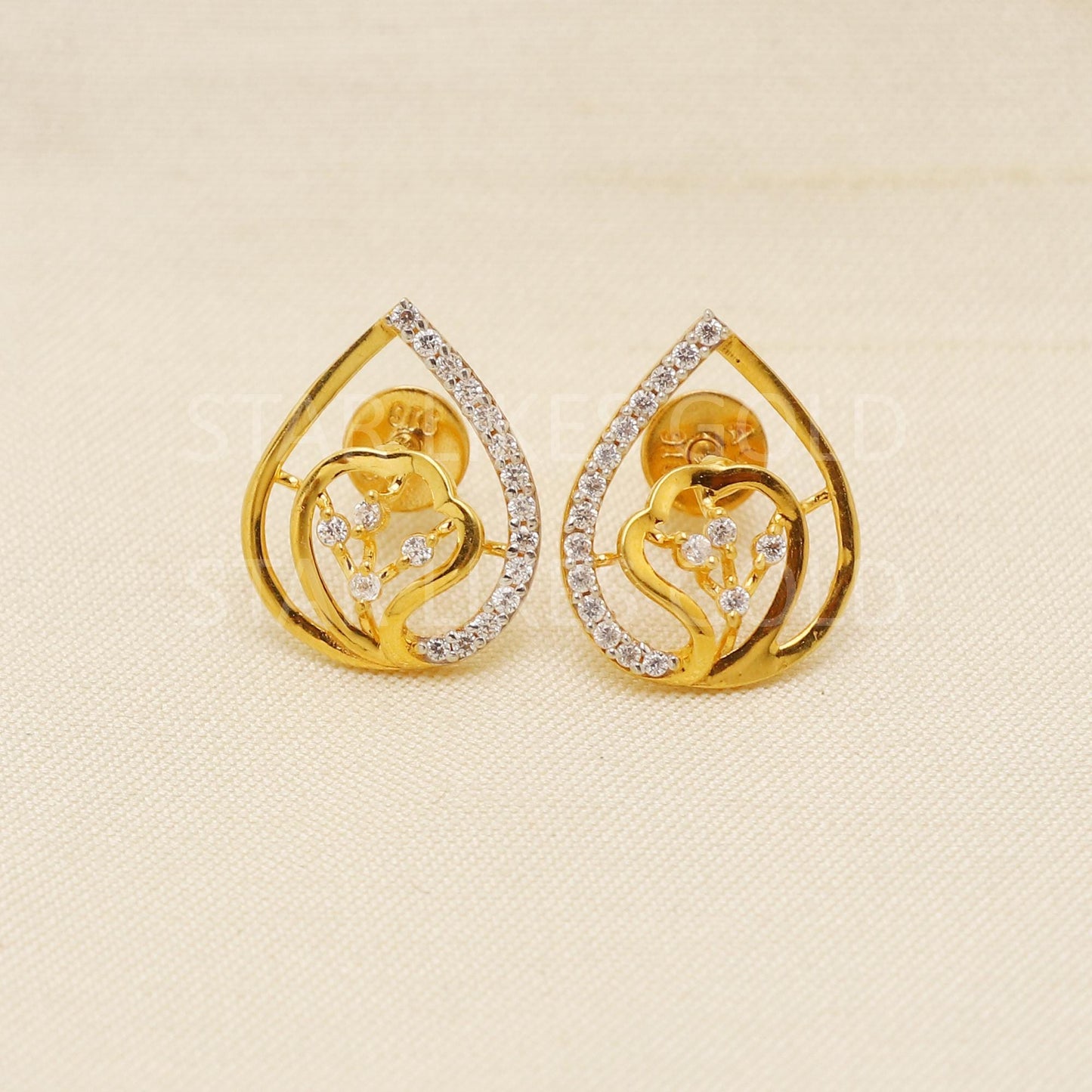 White Zircons 22k 22 karat gold earrings with gold screw back jewelry, PR1622