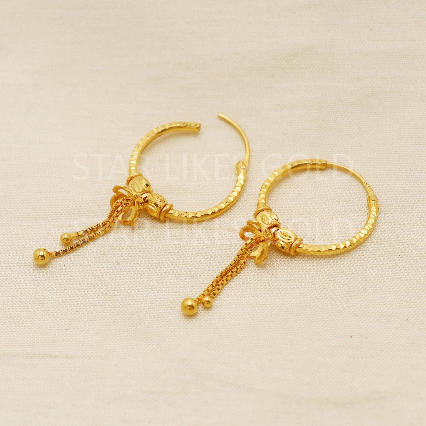 Elegant 22k Gold Bali with Textured Beads & Hanging Chain Charms - Hallmark, PR1717