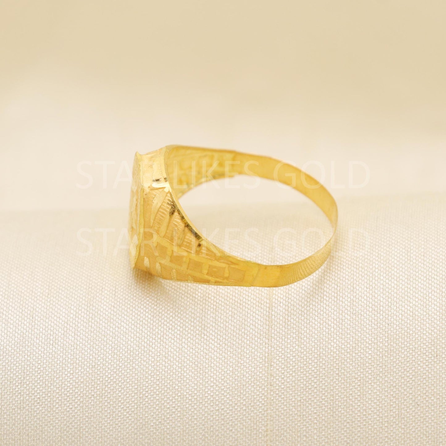 Handcrafted 22k Pure Solid Gold Rings - Unique Artisan Jewelry, Handmade Rings - Exquisite 22k Jewelry, Designer Cut Gold Ring, Hallmarked