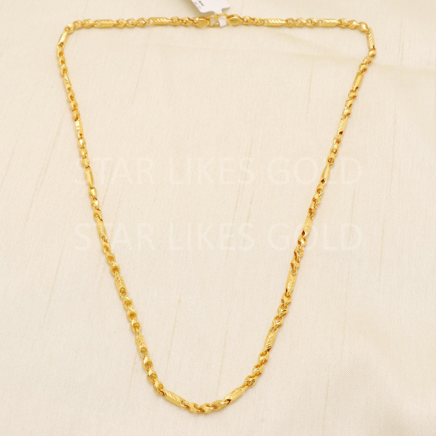 22k Hallmark Gold Textured Capsule Link Chain for Daily Wear, B1723