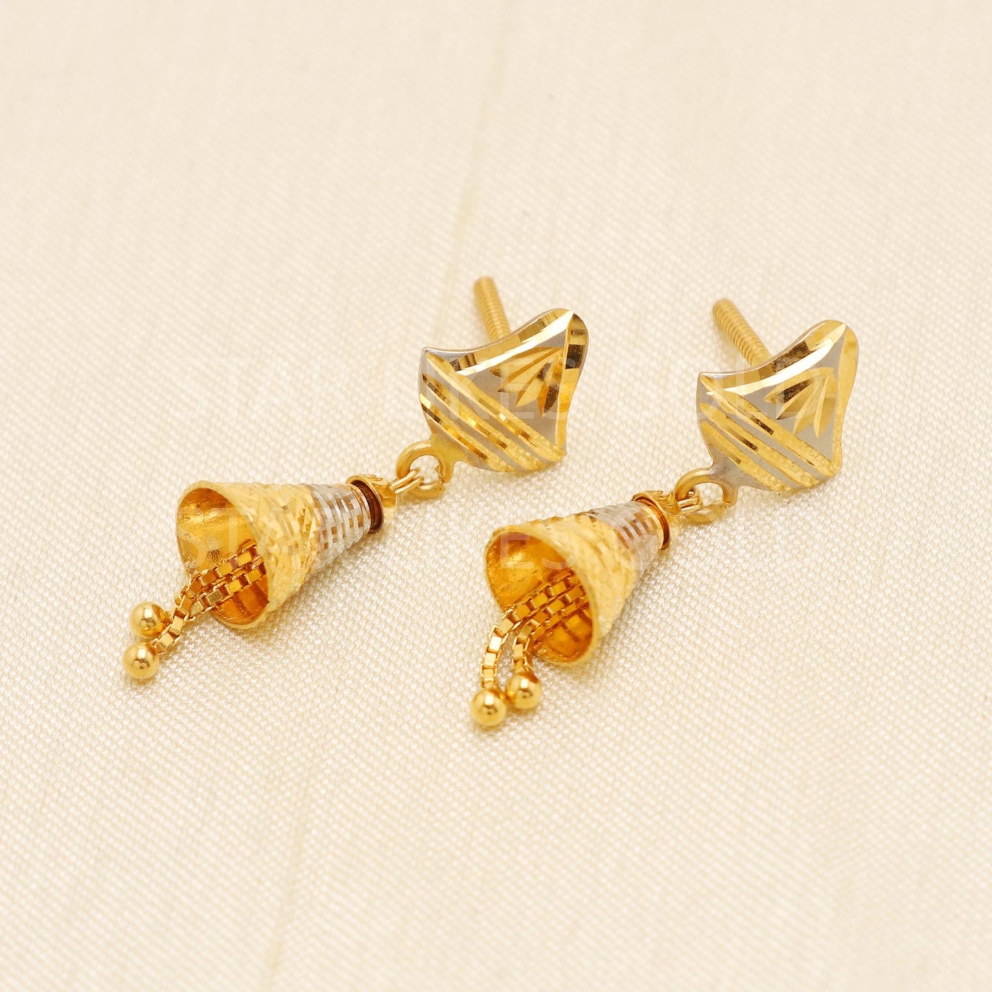 Pure 22k Gold Fancy Heart Motif Hanging Earrings with Hallmark Quality, B1734