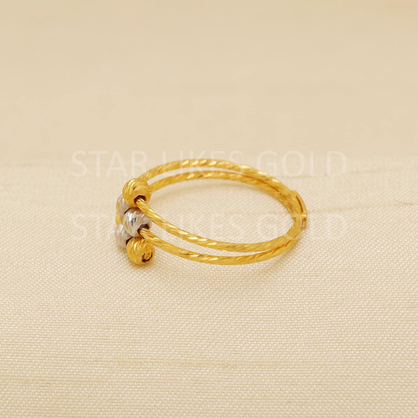 Hallmark 22k Gold Two-Tone Bead Cluster Ring with Rhodium Accents, B1835