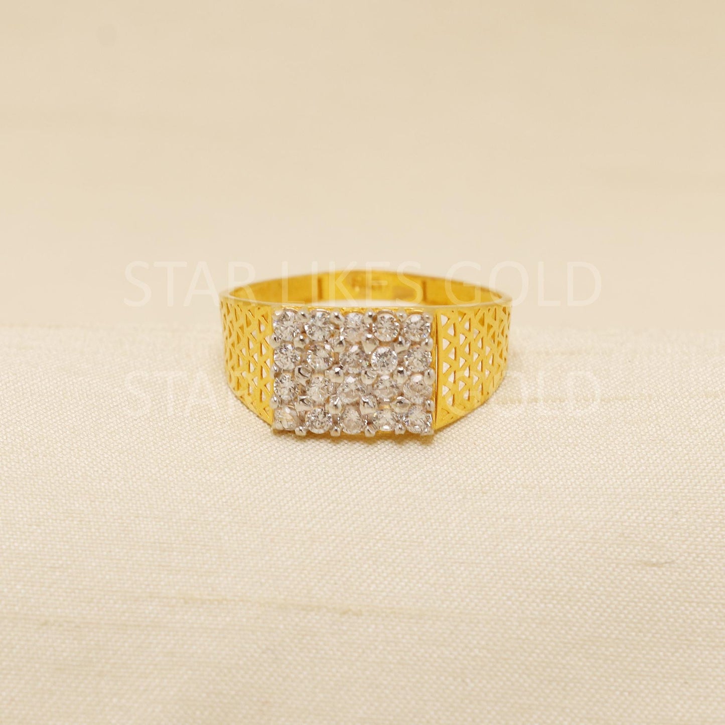 American Diamonds 22k Solid Gold Handmade Ring: Indian Jewelry, B1920