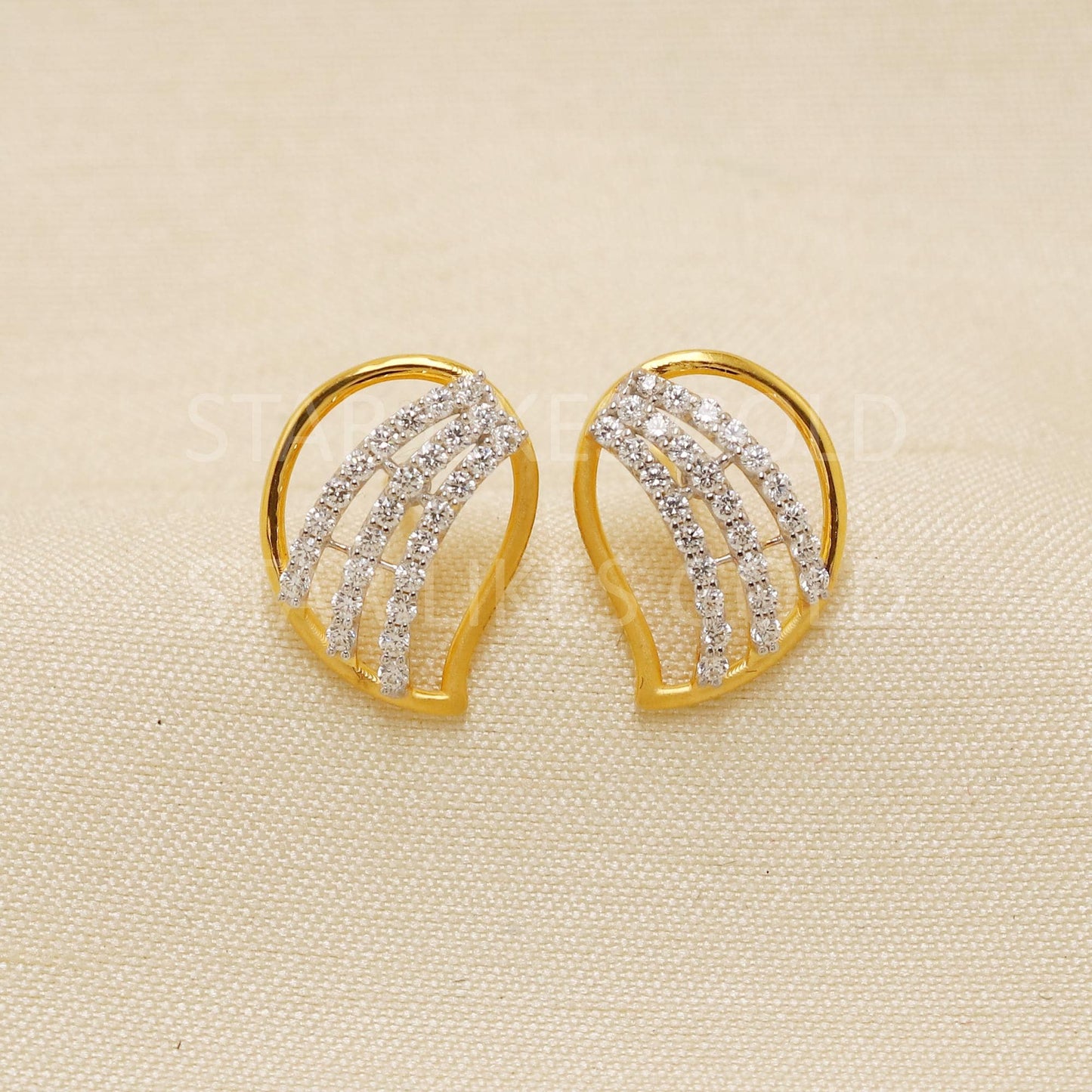 18k Gold Pave Diamond Studs, Statement Gold Earrings, Anniversary Gift for Wife, Solid Gold Studs, Wedding Jewelry, Dainty Earrings