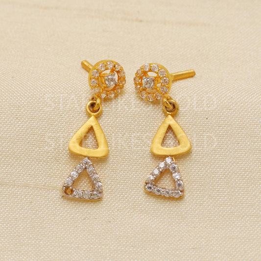 Dainty 18k Gold Traditional Paisley Studs with Hallmark Quality Assurance, PR1854