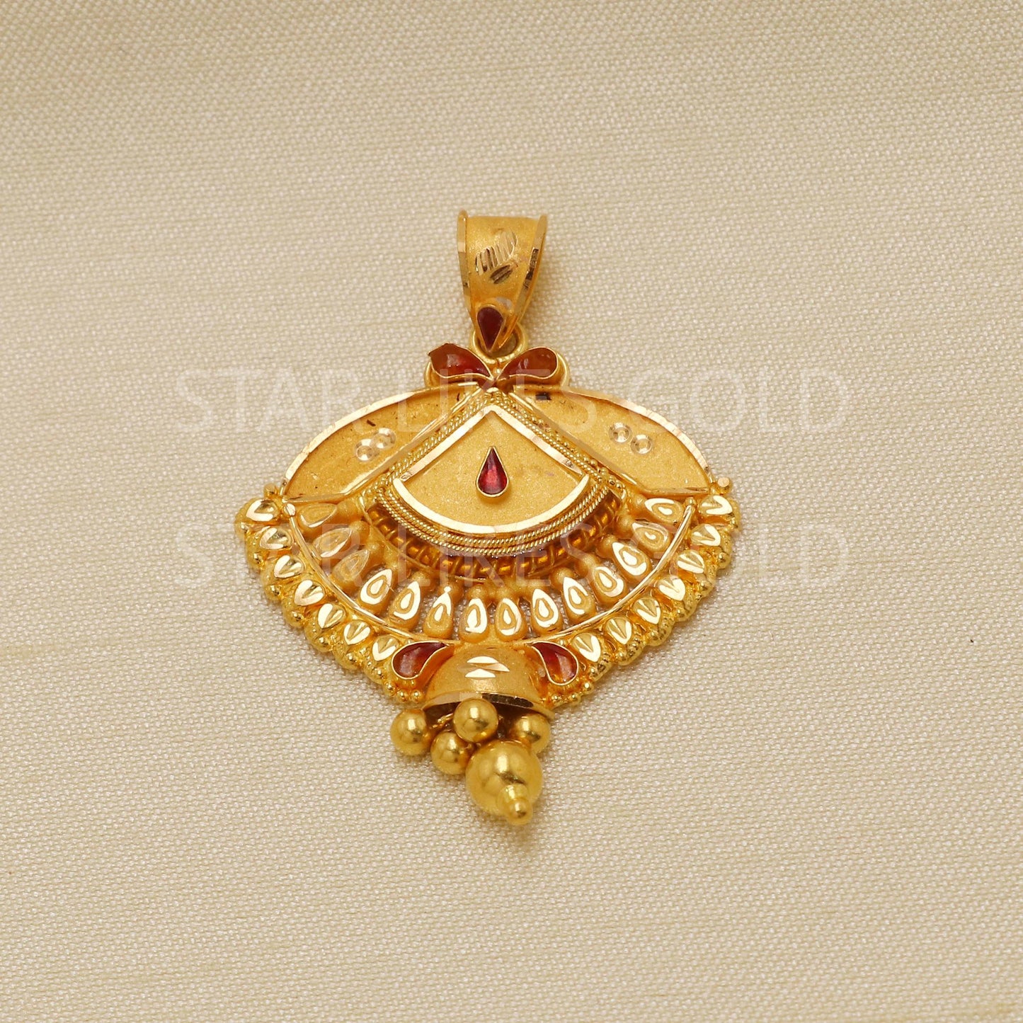 Women 22k 916 Solid Yellow Gold Indian Pendant Jewelry, B1813