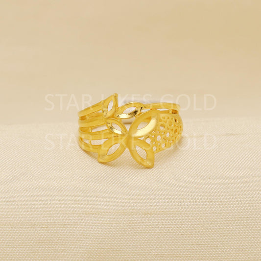 Hallmark 22k Gold Modern Butterfly Motif Ring with Honeycomb Jaali Work, B1828