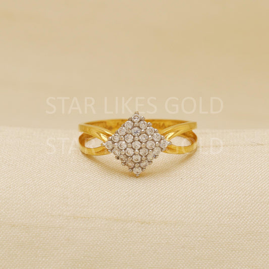 Pure 22k Gold Modern Square-Frame Ring with Triple Wire Band - Hallmark, B1833