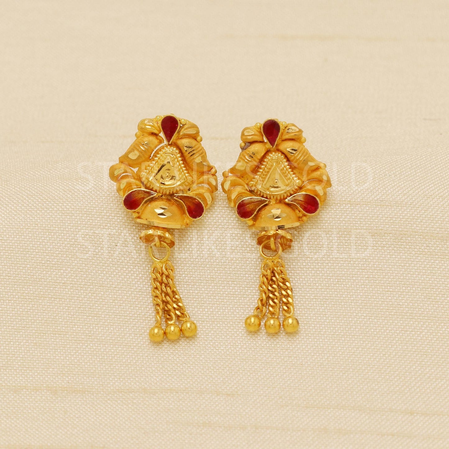Indian design 22k gold earring for women ethnic wear jewelry