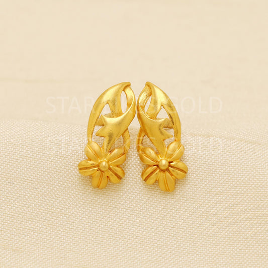 Stunning 22 karat 22k gold Stud Designers Earrings jewelry, B1888