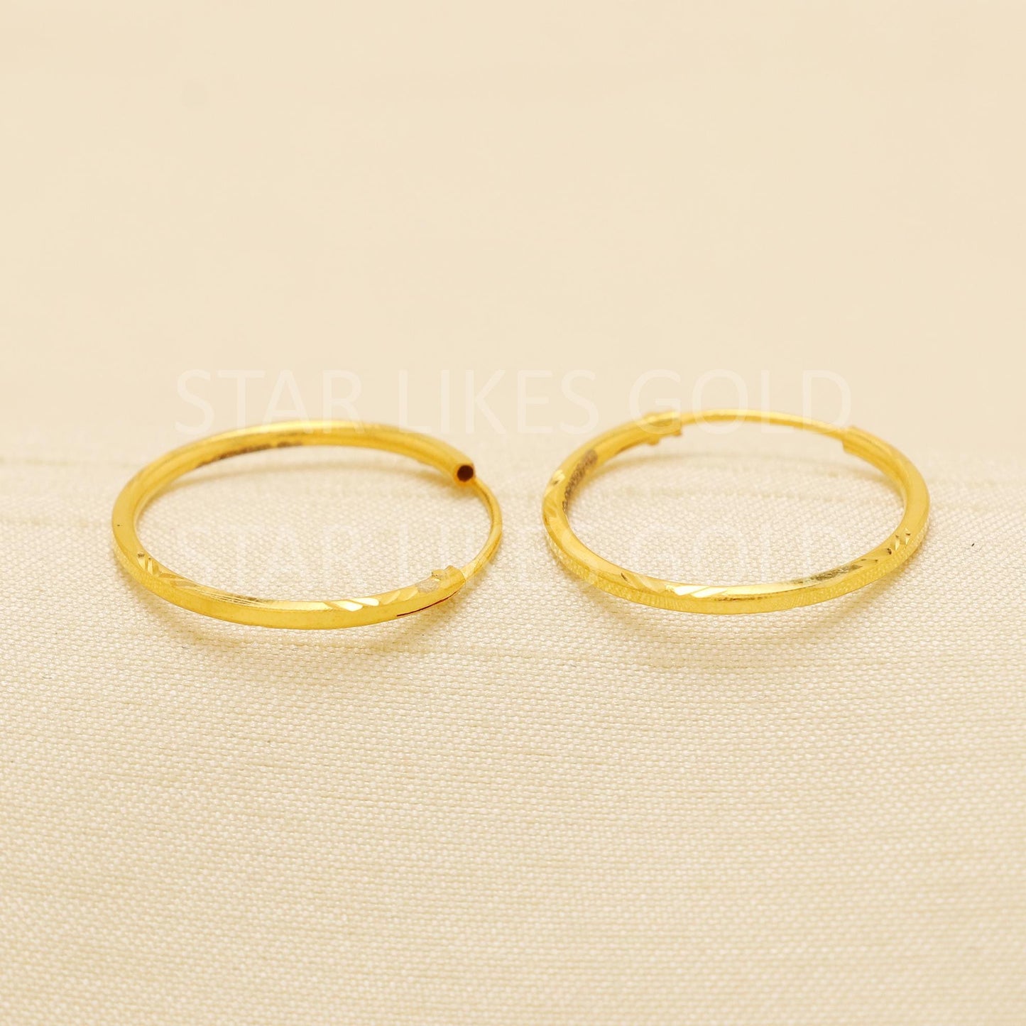 Stunning Solid 18K Yellow Gold Dangle Hoop Earrings Jewelry
