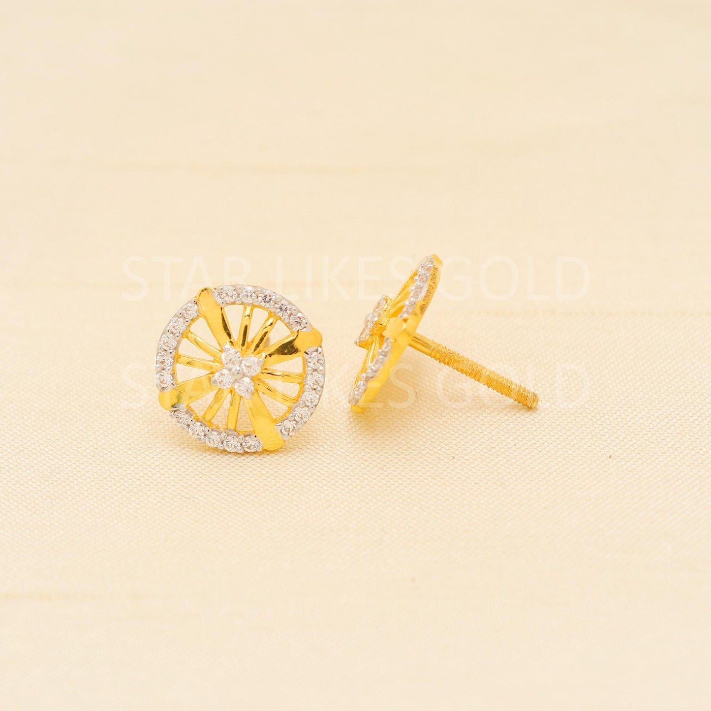 Dainty 22k Gold Traditional Paisley Studs with Hallmark Quality Assurance, PR2041