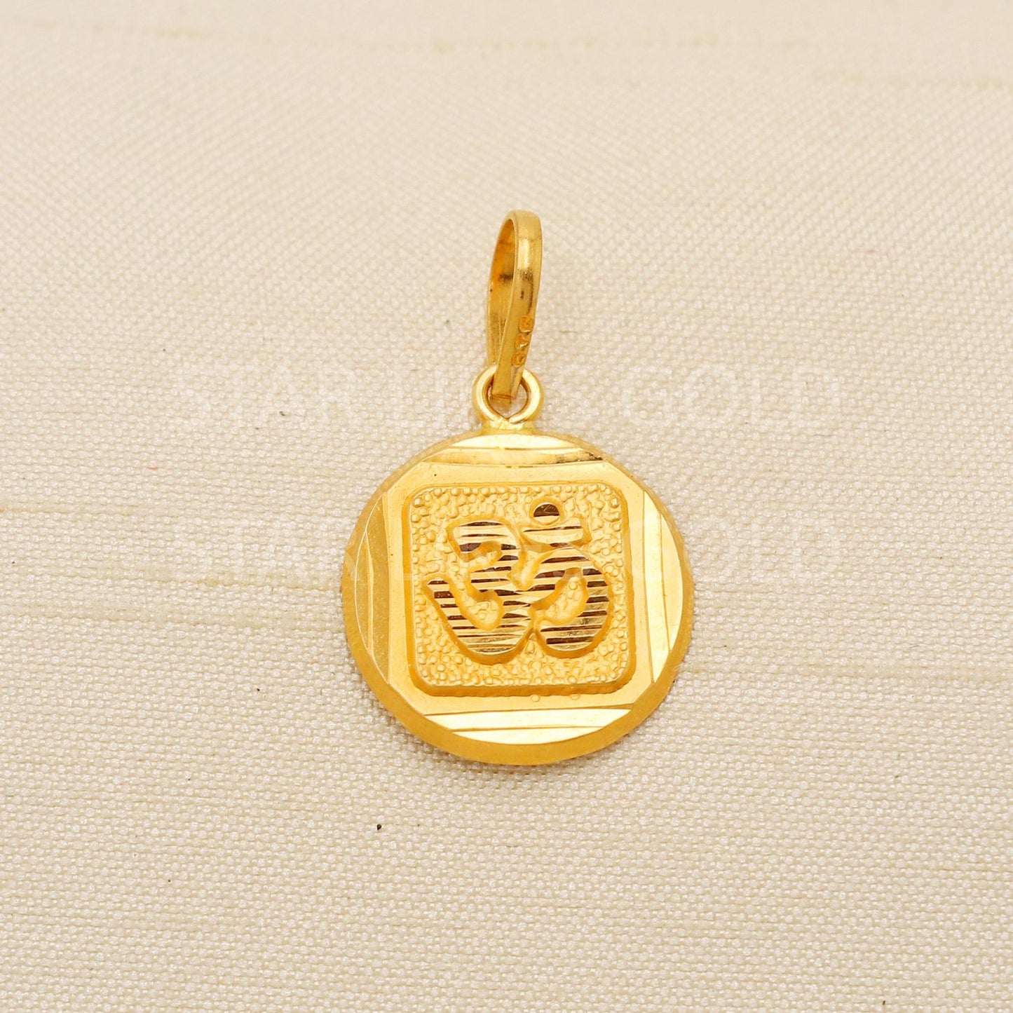 OM 22k Yellow Gold Handmade Pendant Jewelry, PR2119
