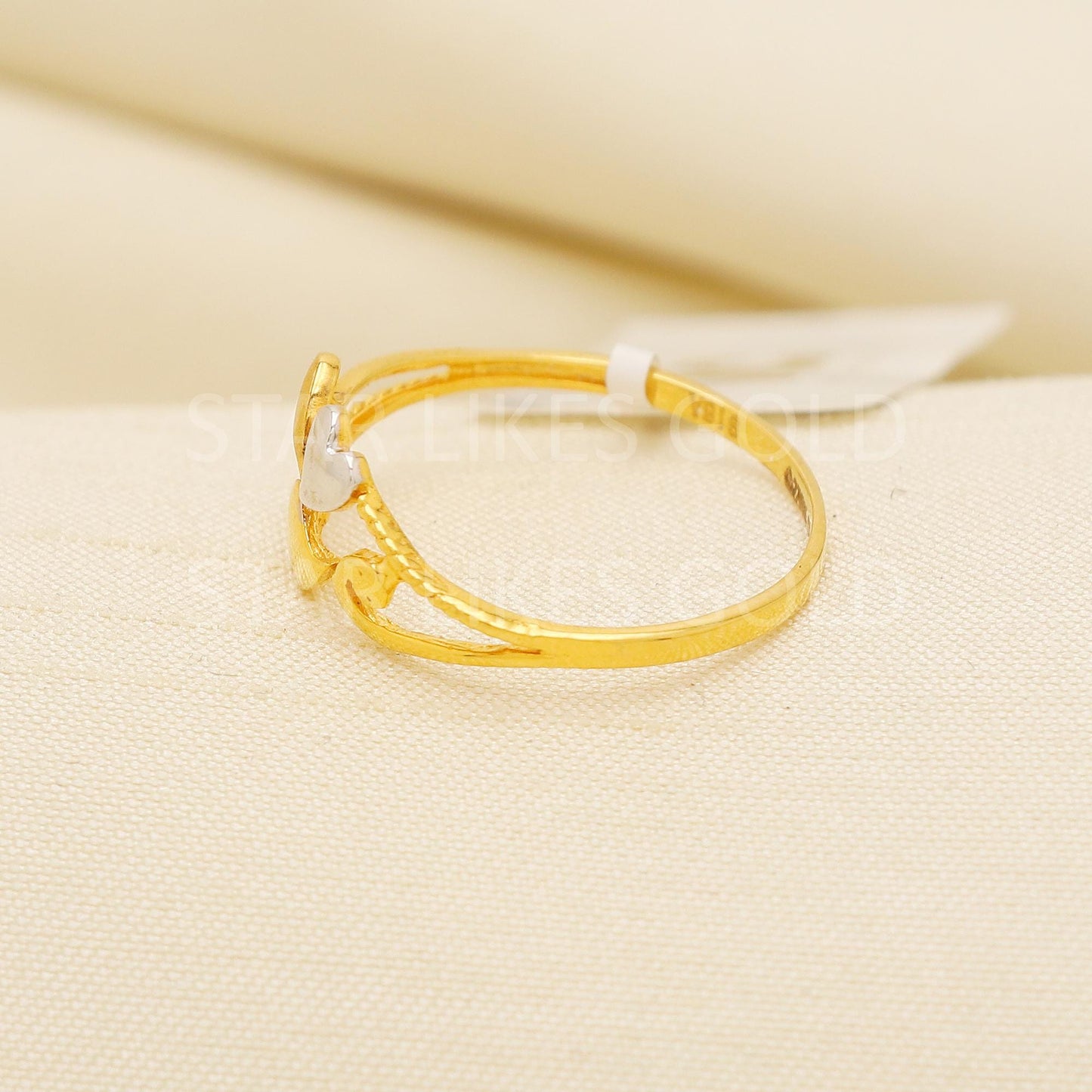 Exquisite 22K Yellow Gold Triple Heart Trio Ring - Elegant Two-Tone Finish, PR2164