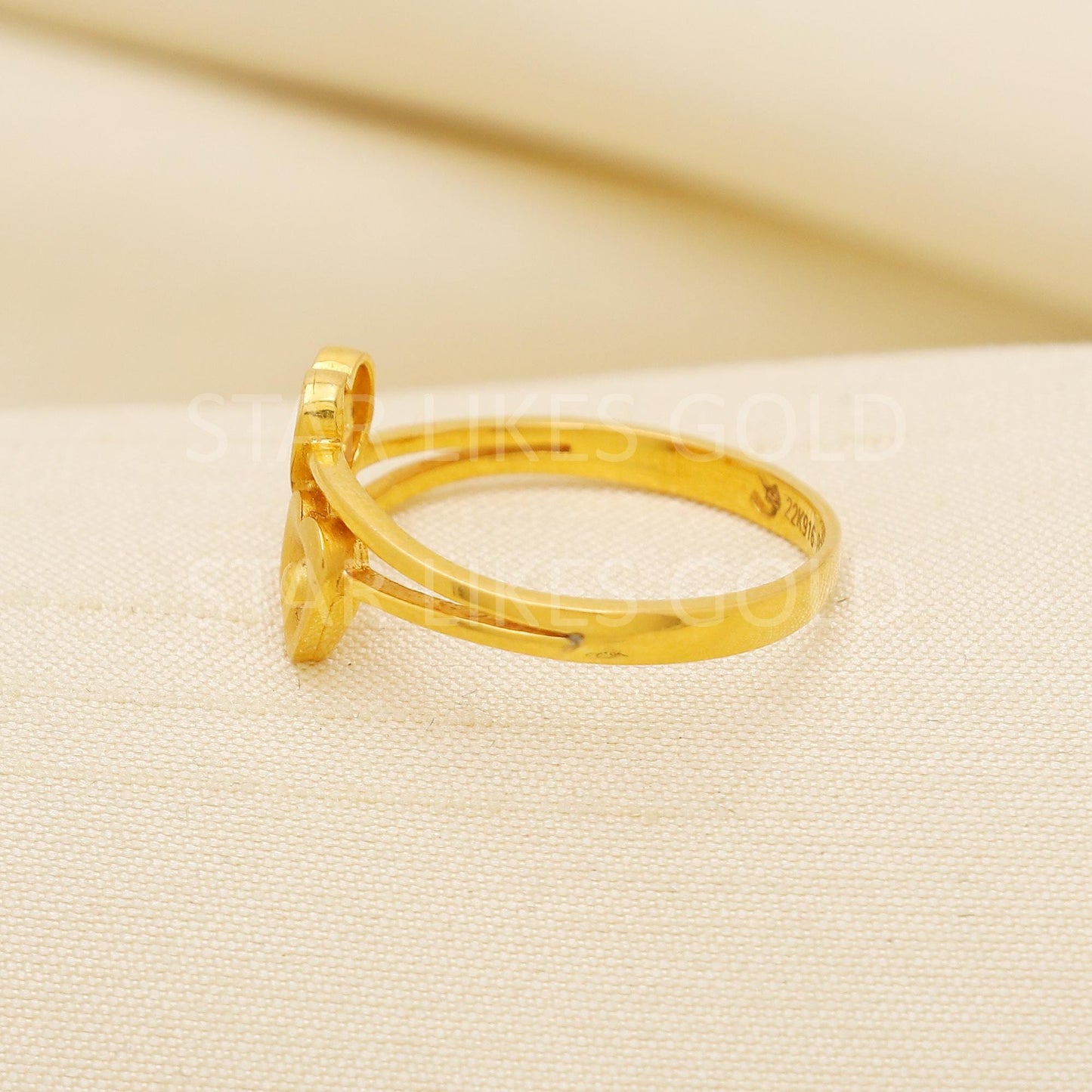 Romantic Dual Heart 22K Gold Ring Classic Gold Finish Design, PR2175