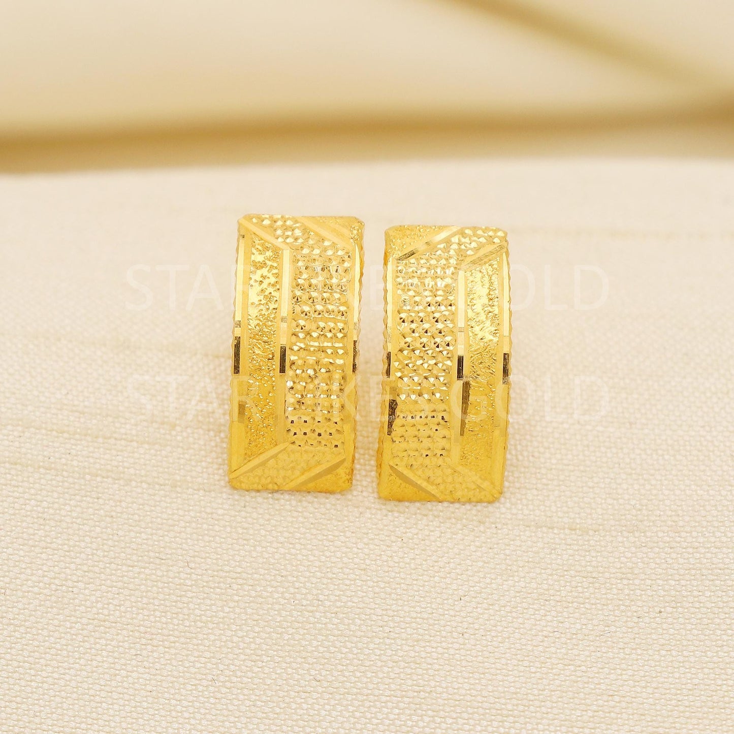 Pure 18k Gold Fancy Studs with Intricate Round Self-Design - Hallmark, PR2205