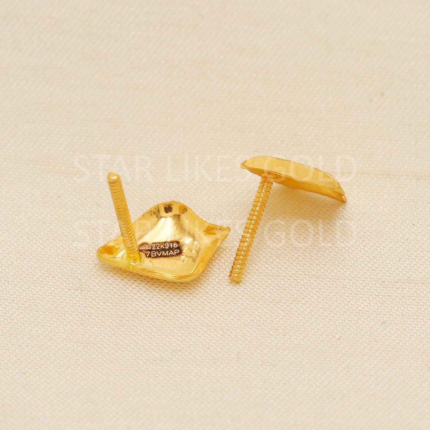 Pure 22k Gold Fancy Angular Studs with Shimmering Self-Design - Hallmark, PR2213