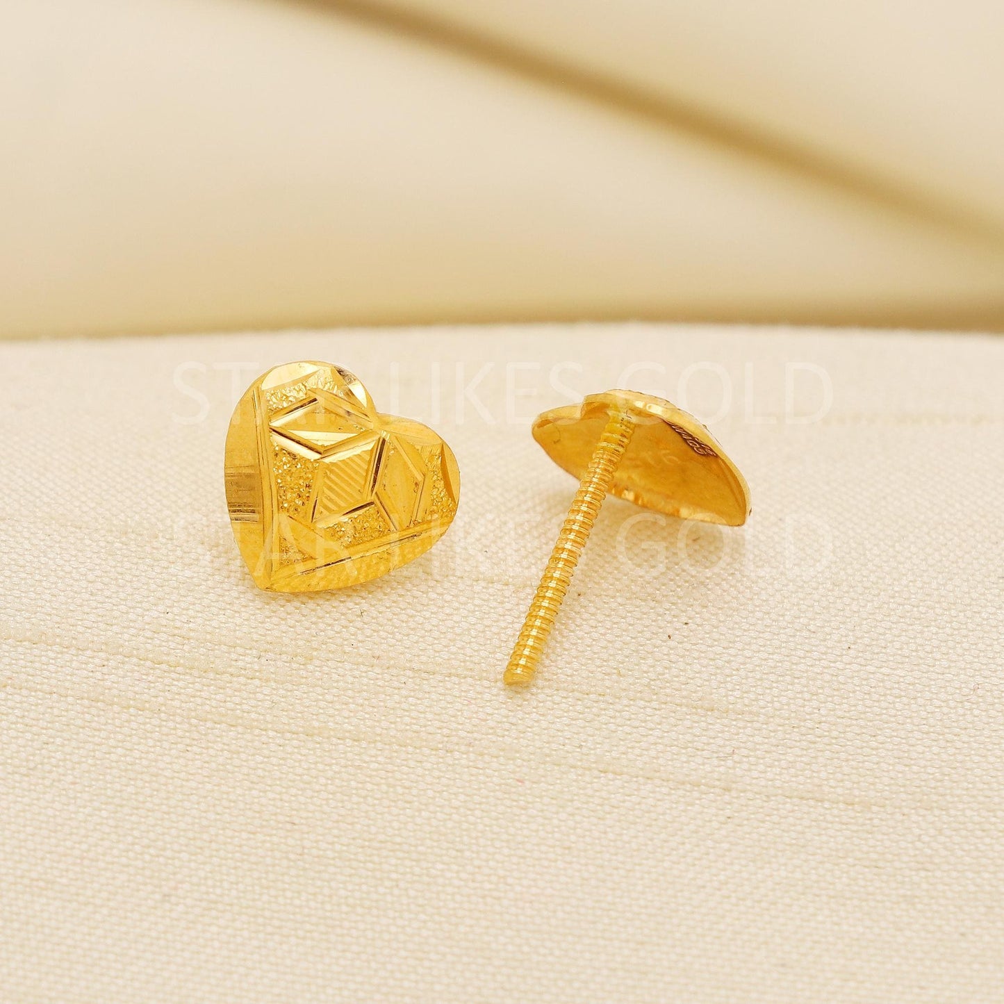 Designer Hallmark 22k Gold Textured Shield-Style Tops for Women, PR2216