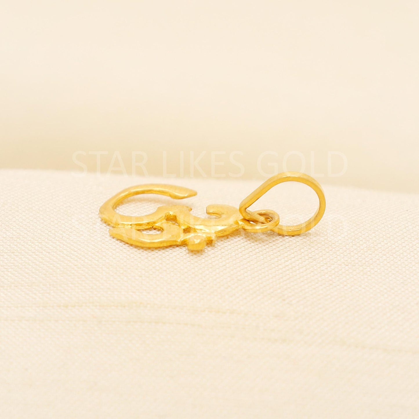 OM 22k Yellow Gold Handmade Pendant Jewelry, PR2074