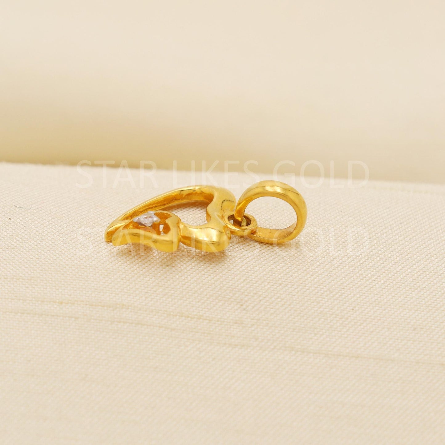 Heart 22k Yellow Gold Handmade Pendant Jewelry, PR2085