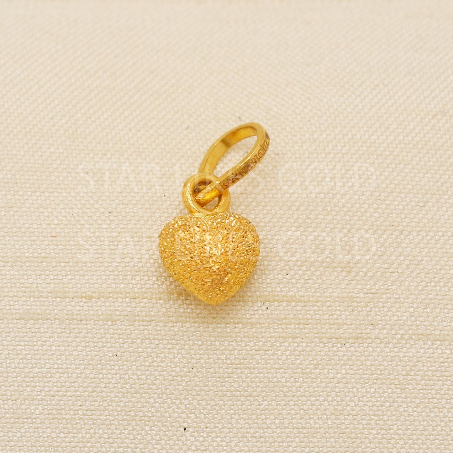 Heart 22k Yellow Gold Handmade Pendant Jewelry, PR2122