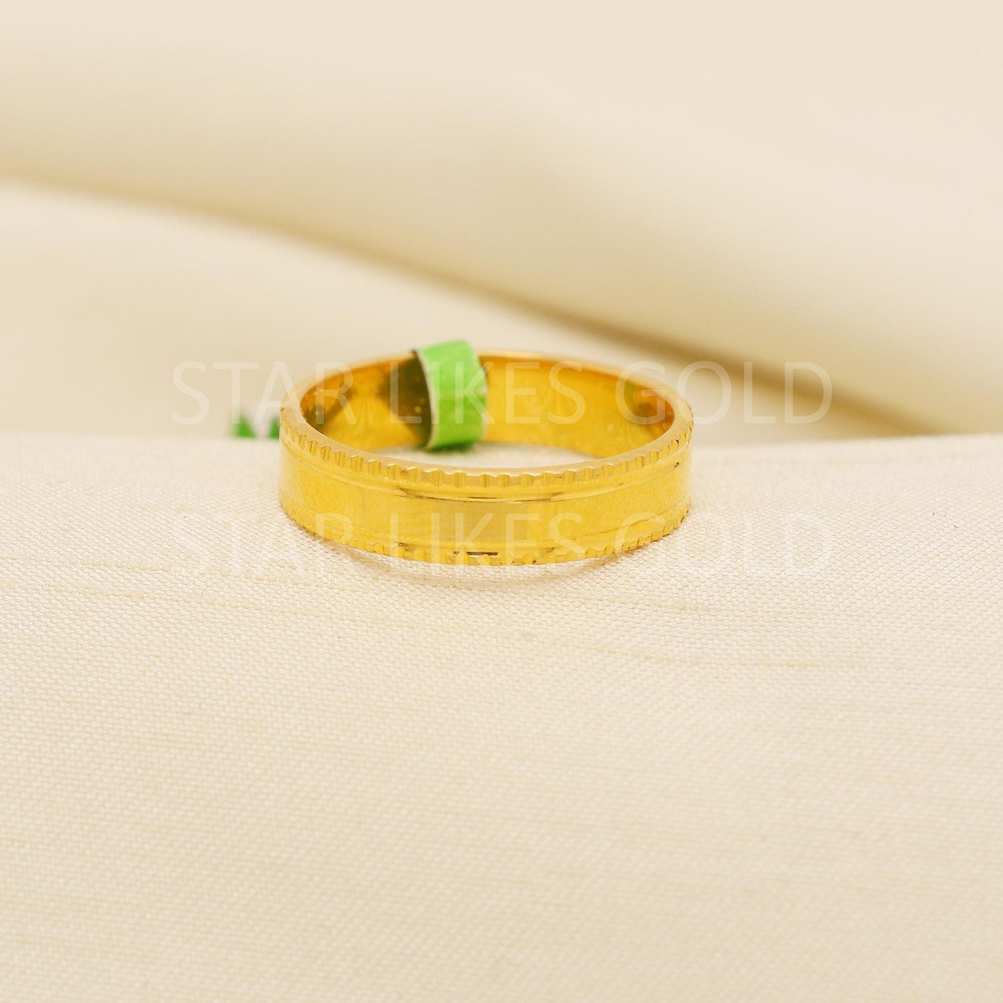 Stunning 22 karat 22k Gold Band Ring Designer Jewelry, PR2172