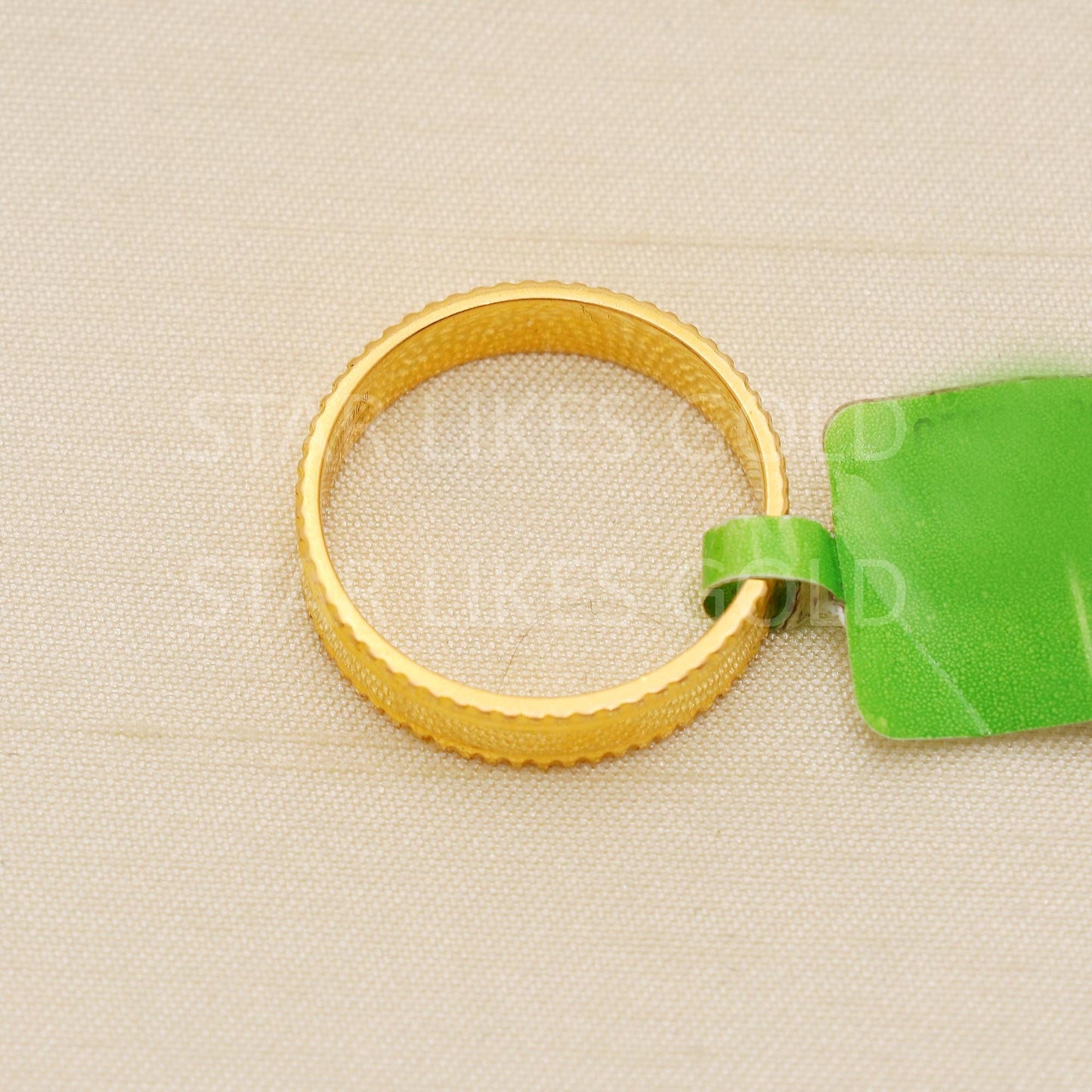 Stunning 22 karat 22k Gold Band Ring Designer Jewelry, PR2172