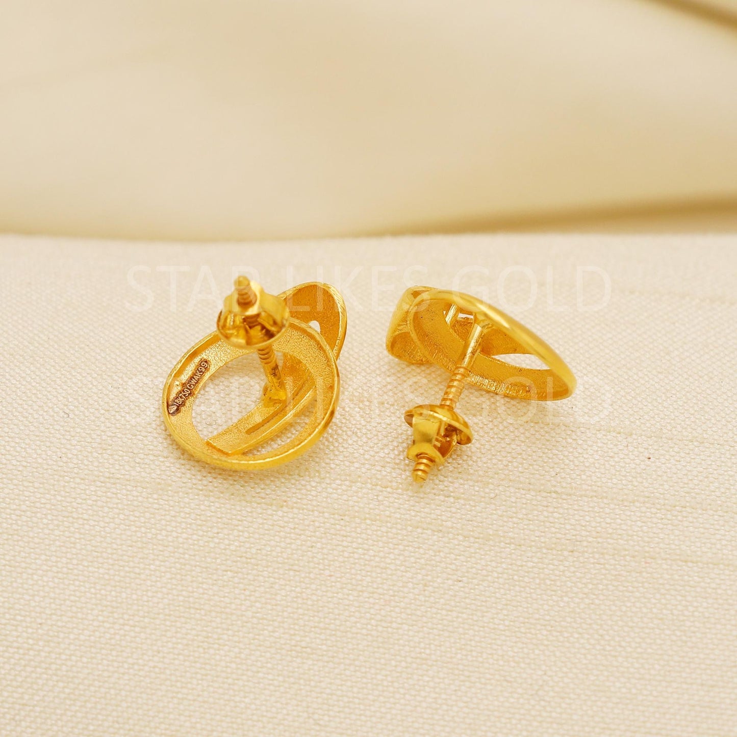 18K Gold Leaf Stud Earrings Secure Screw Back Romantic Jewelry, PR2182