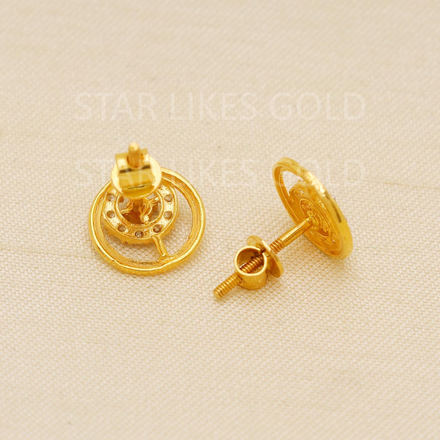Classy Hallmark 22k Gold High-Polish Geometric Tops by starlikesgold, PR2190