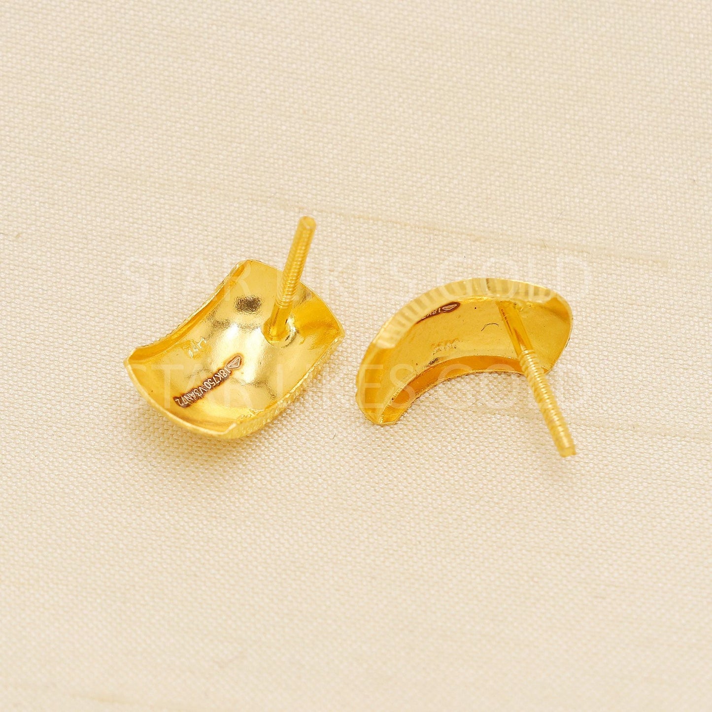 Elegant 18k Gold Textured Tops - Hallmark Certified Quality, PR2202